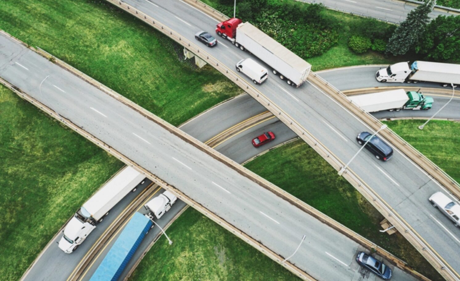 Ask a trucker: Tips for staying safe on the roads this Memorial Day